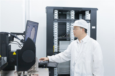 執著科技，努力創“芯”——記江蘇省“最美科技工作者”洪根深的電子技術開發之路